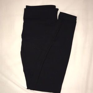 Lululemon wunder unders. size 10